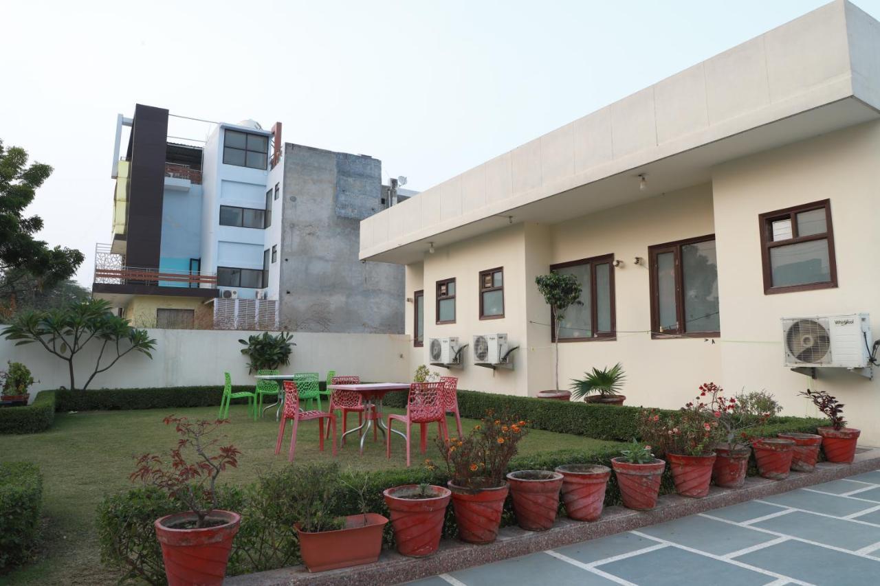 Lime Tree Studio Near Fortis Gurgaon Dış mekan fotoğraf