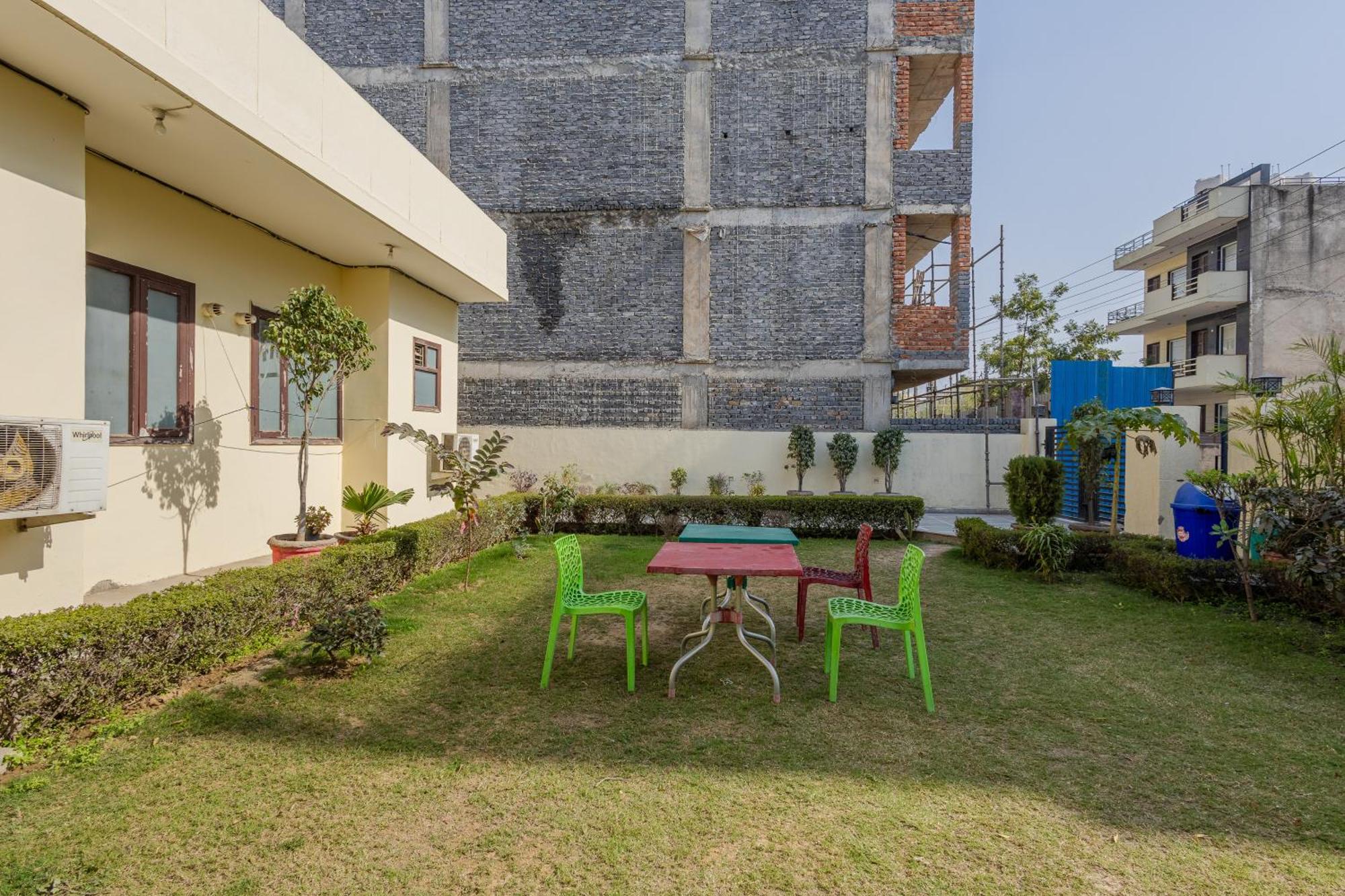 Lime Tree Studio Near Fortis Gurgaon Dış mekan fotoğraf