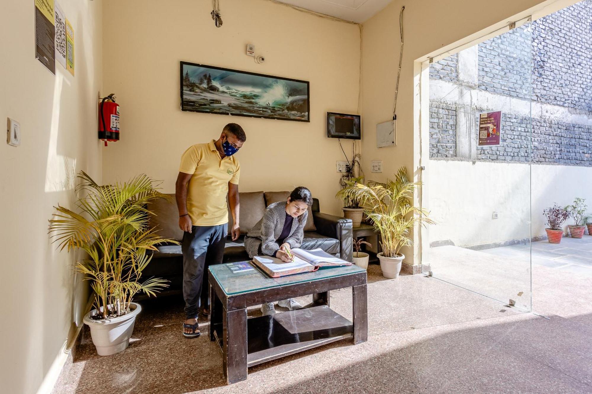 Lime Tree Studio Near Fortis Gurgaon Dış mekan fotoğraf